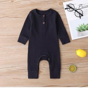 Baby’s boys and girl bodysuit